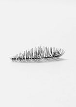 Load image into Gallery viewer, AOA Studio Eyelashes - Cate
