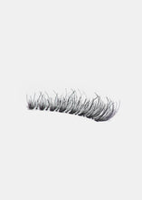 Load image into Gallery viewer, AOA Studio Eyelashes - Elizabeth
