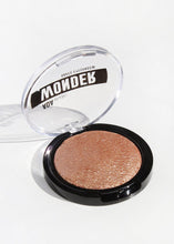 Load image into Gallery viewer, AOA Wonder Baked Eyeshadow - Toast
